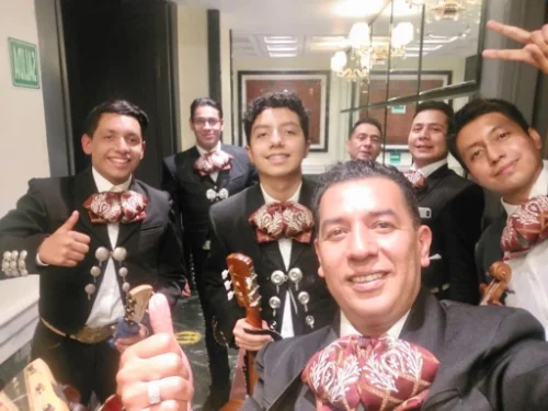 Mariachis en CDMX precios serenatas Mariachi exprés en Coyoacán